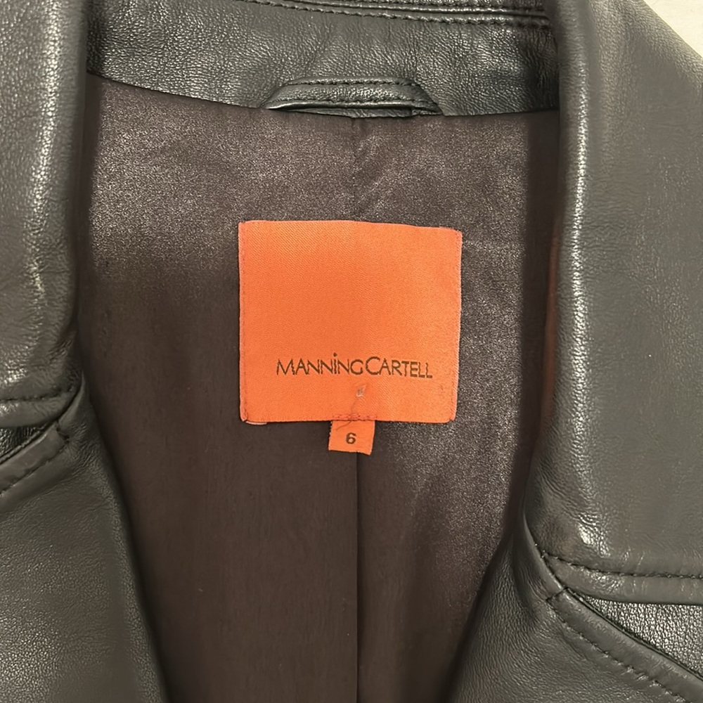 leather jacket - Picture 2 of 4